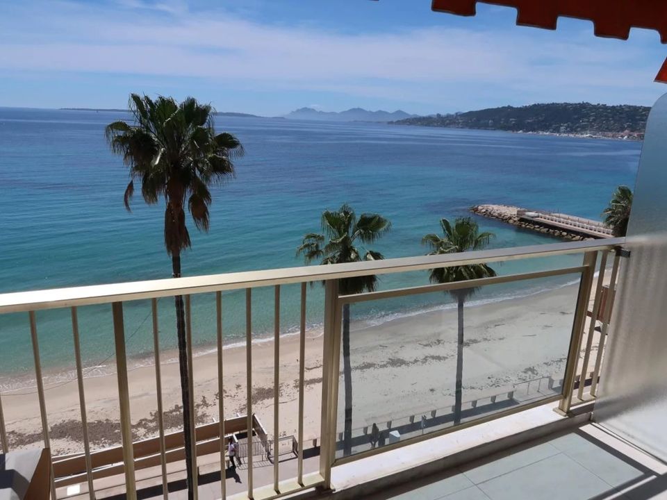 Lejlighed i Juan-les-Pins, Alpes-Maritimes - foto 1