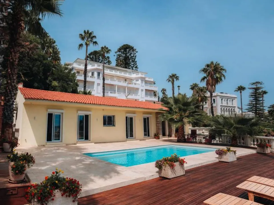 Villa i Golfe-Juan, Alpes-Maritimes - foto 1