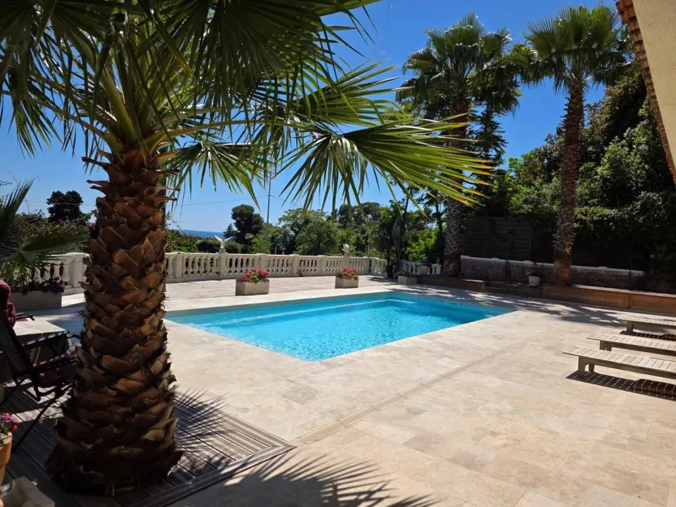 Villa i Golfe-Juan, Alpes-Maritimes - foto 2