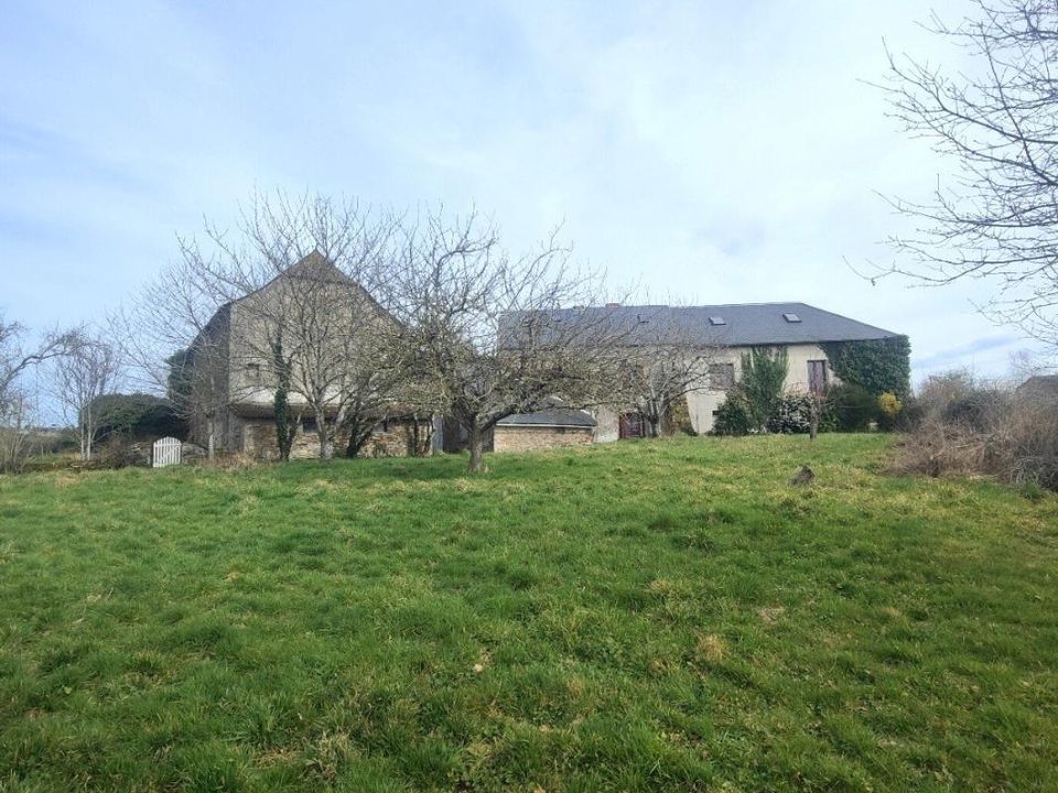 Farm hus i Sauveterre-de-Rouergue, Aveyron - foto 1