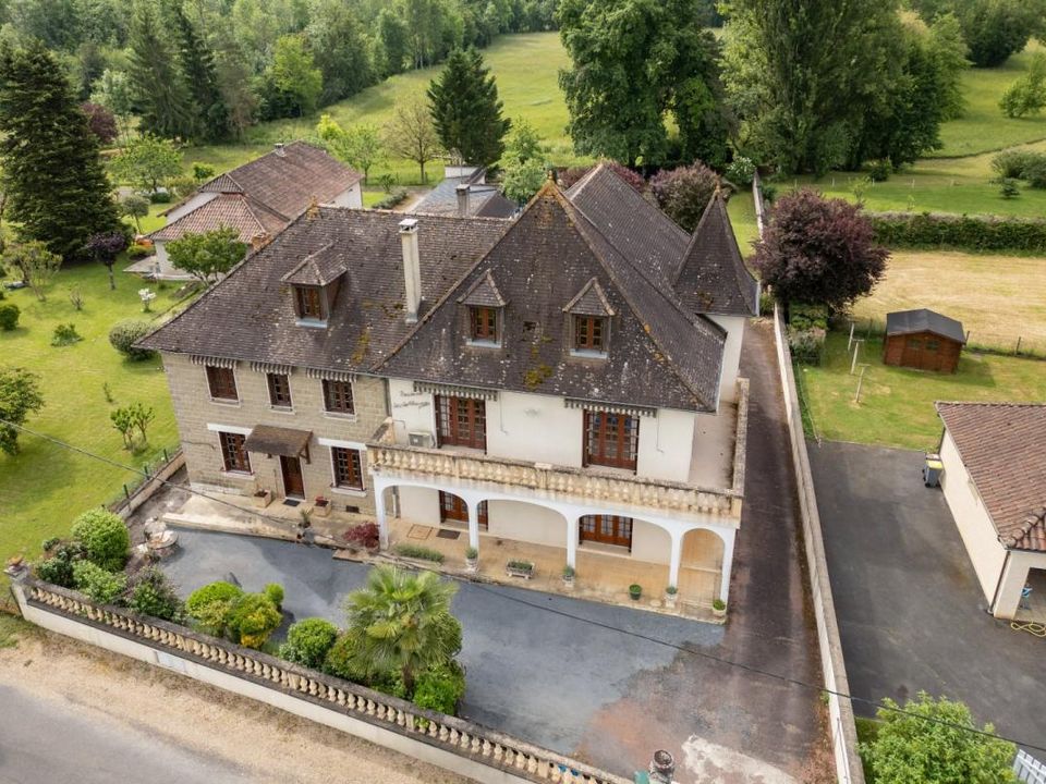 Villa i Terrasson-Lavilledieu, Dordogne - foto 1