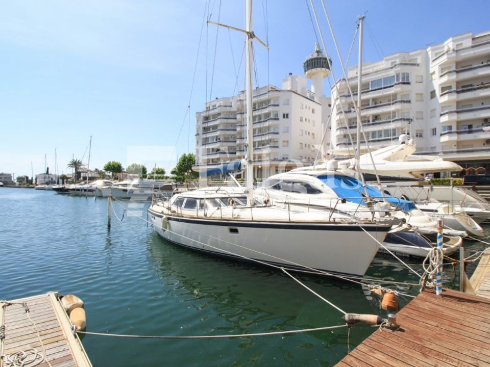 Lejlighed i Empuriabrava, Gerona - foto 4