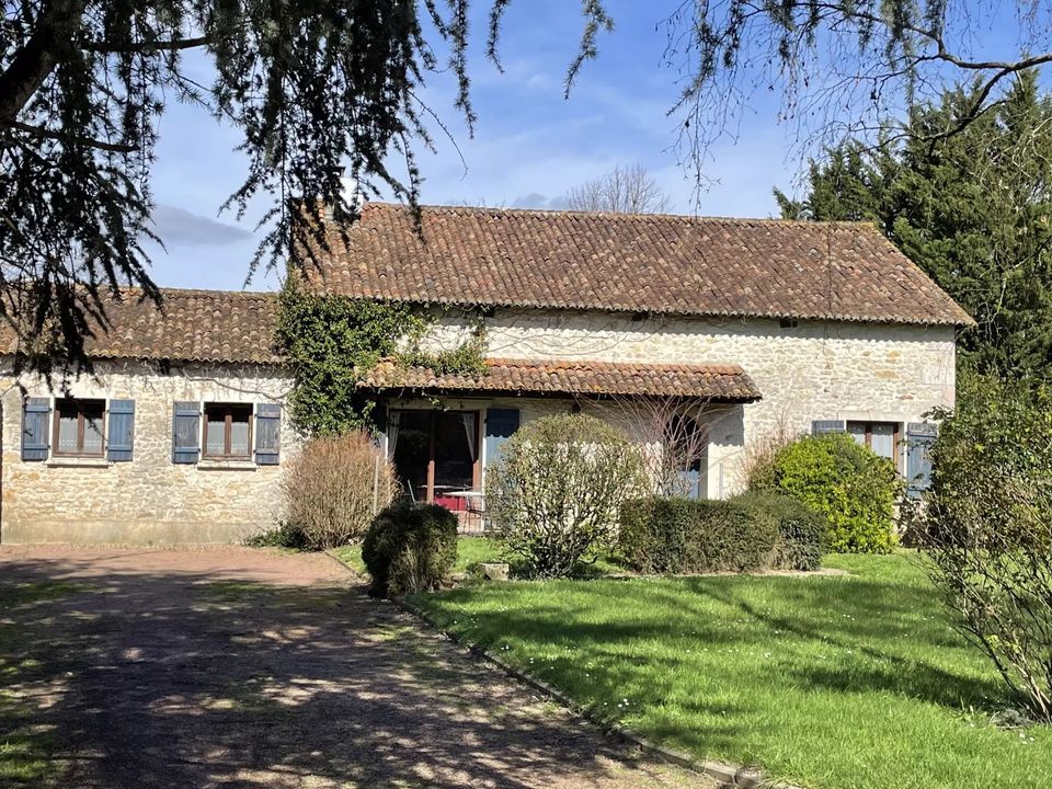Villa i Saint-Savin, Vienne - foto 1