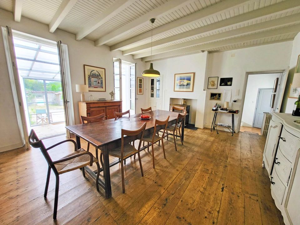 Landsbyhus i Neuvicq-le-Château, Charente-Maritime - foto 3