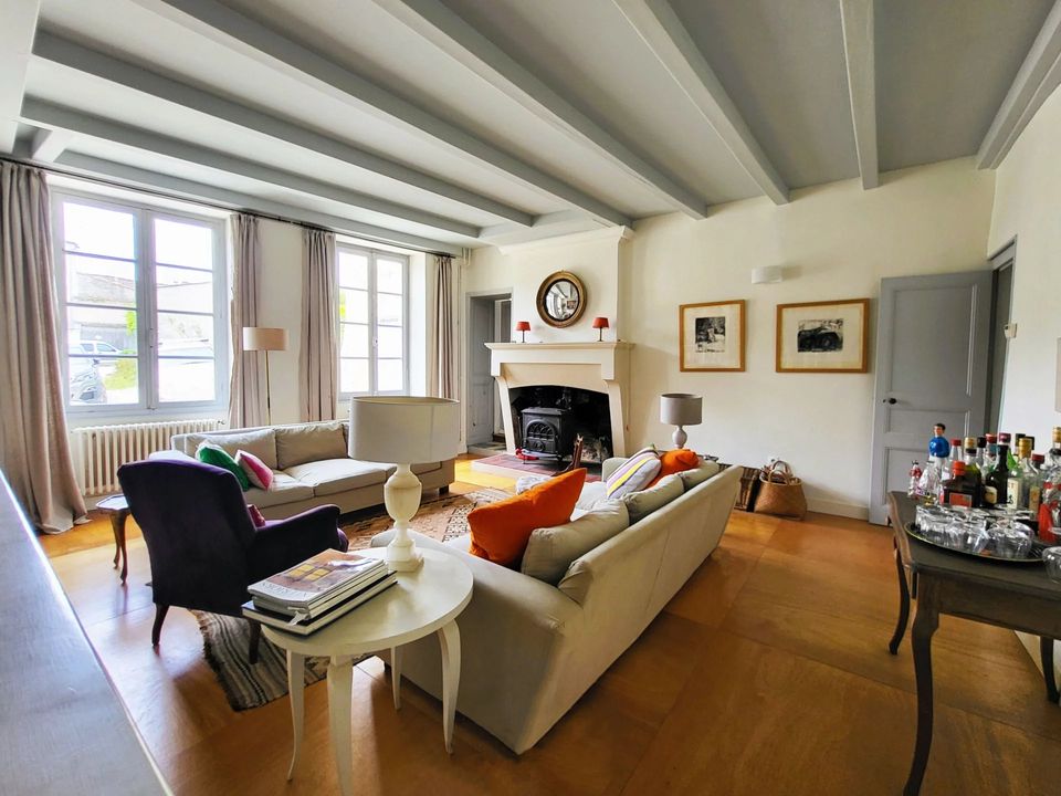 Landsbyhus i Neuvicq-le-Château, Charente-Maritime - foto 4