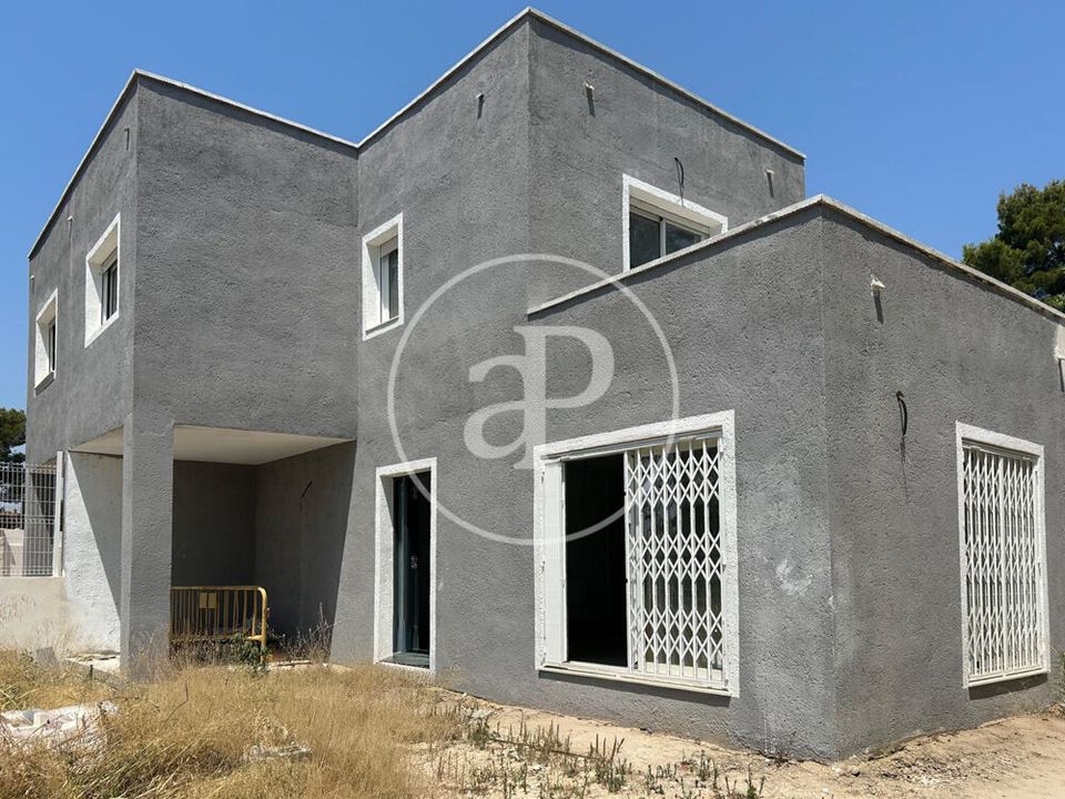 Villa in Chiva, Valencia - foto 2
