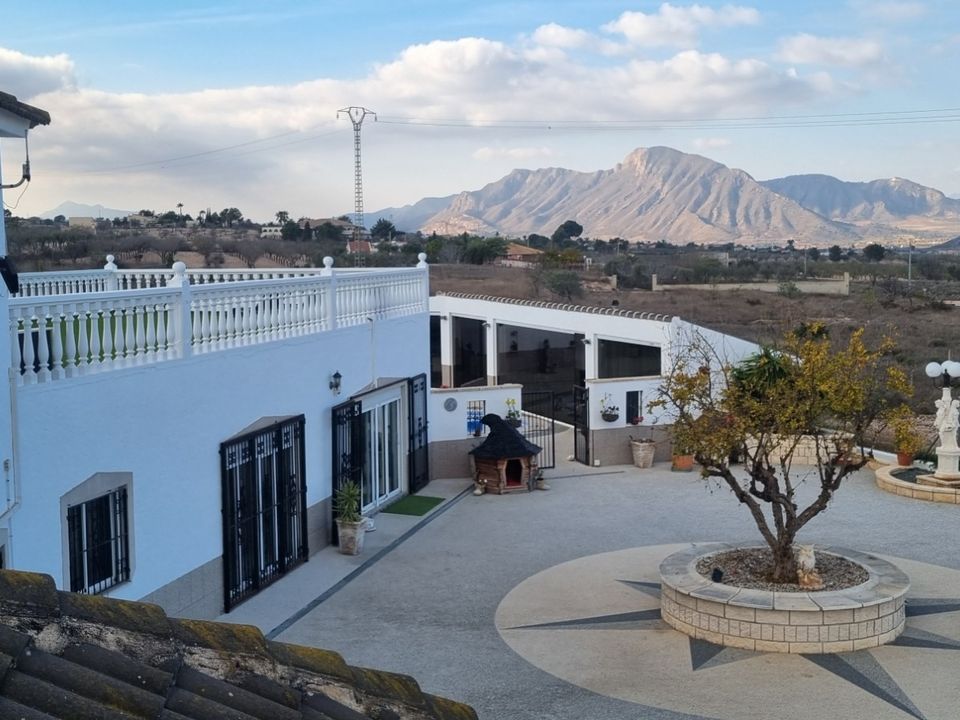 Villa i Hondon De Los Frailes, Alicante - foto 1