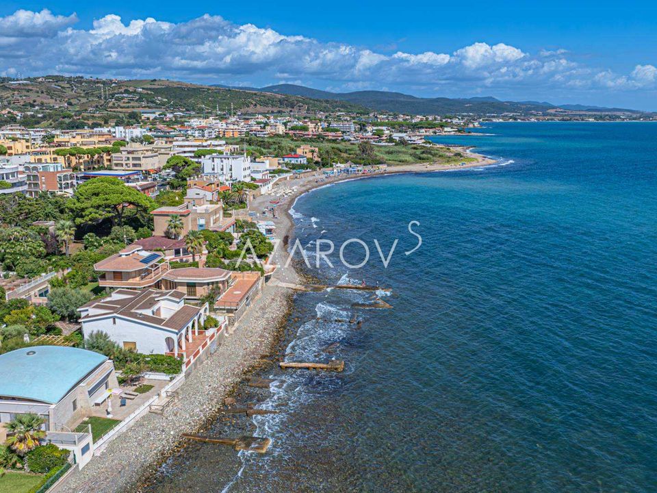Villa em Santa Marinella, Rome - foto 1