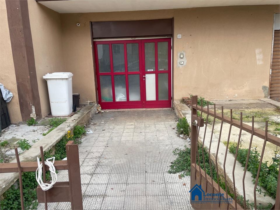Erhvervsejendom i Cellamare, Bari - foto 1