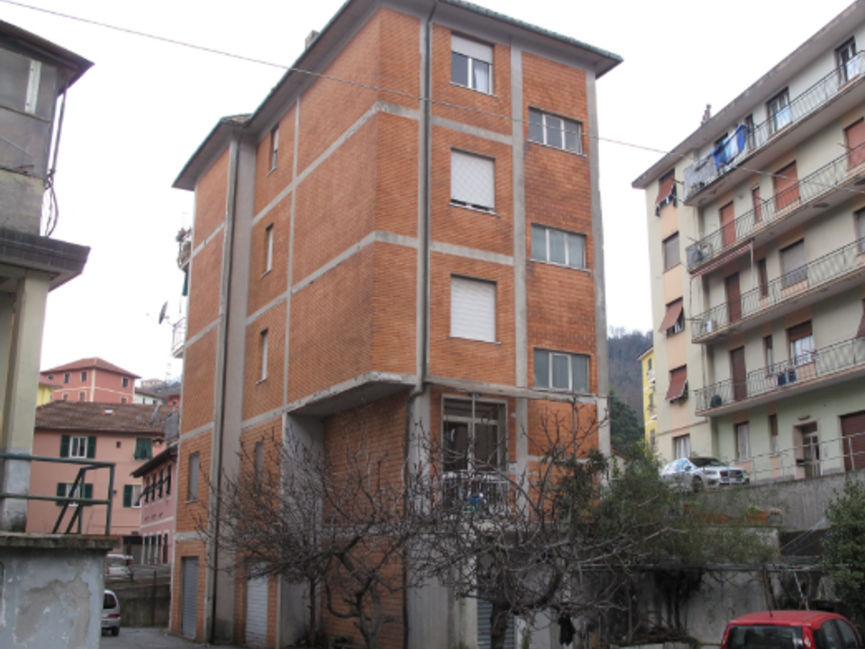 Erhvervsejendom i Serra Ricco, Genoa - foto 1
