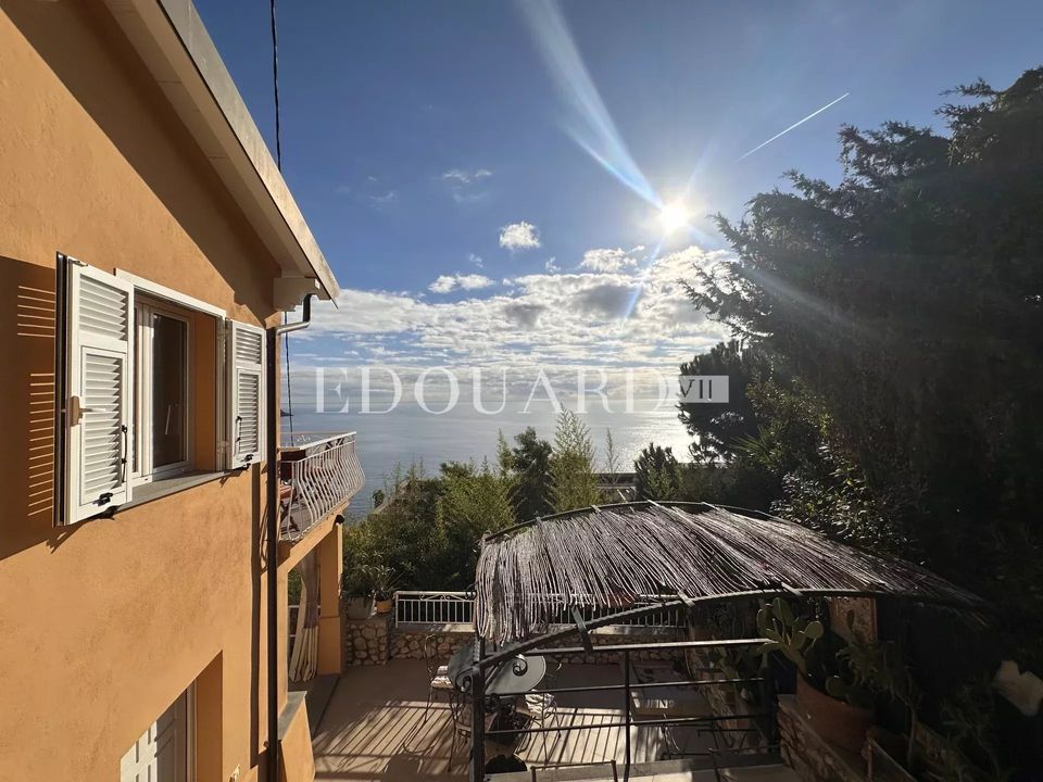 Villa i Roquebrune-Cap-Martin, Alpes-Maritimes - foto 1