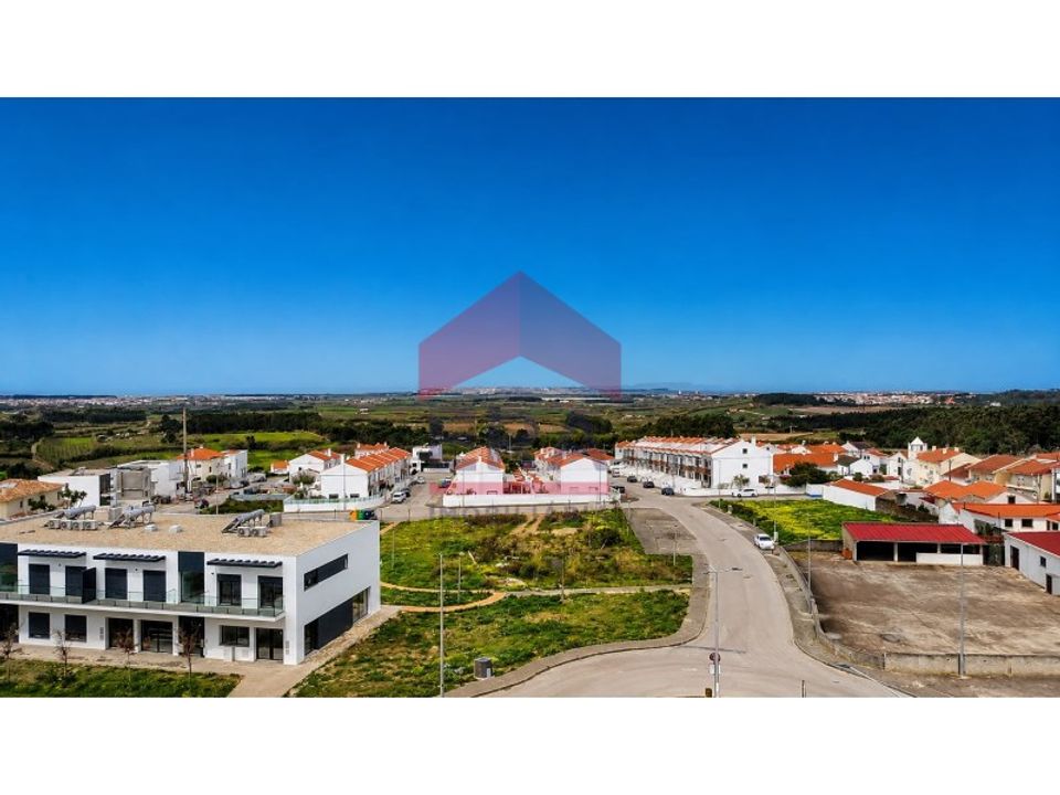 Helårsgrund i Atouguia da Baleia, Leiria - foto 2