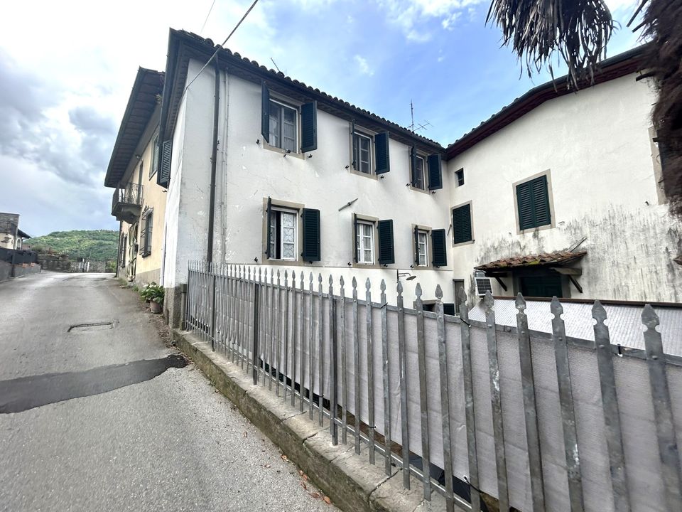 Herregård i Barga, Lucca - bilde 2