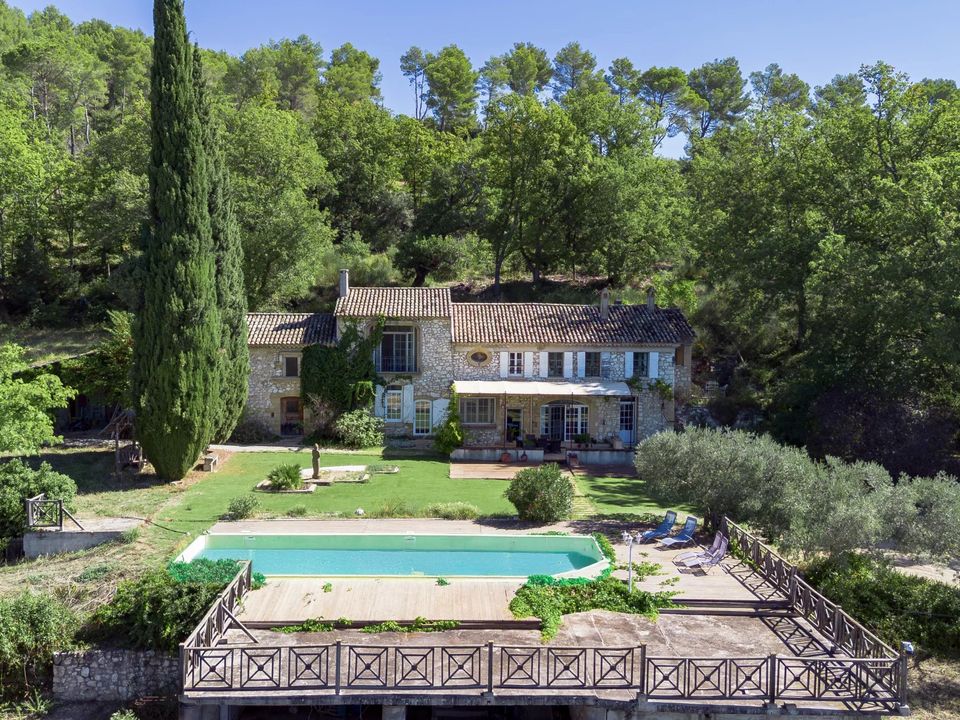 Villa i Mallemort, Bouches-du-Rhone - foto 1