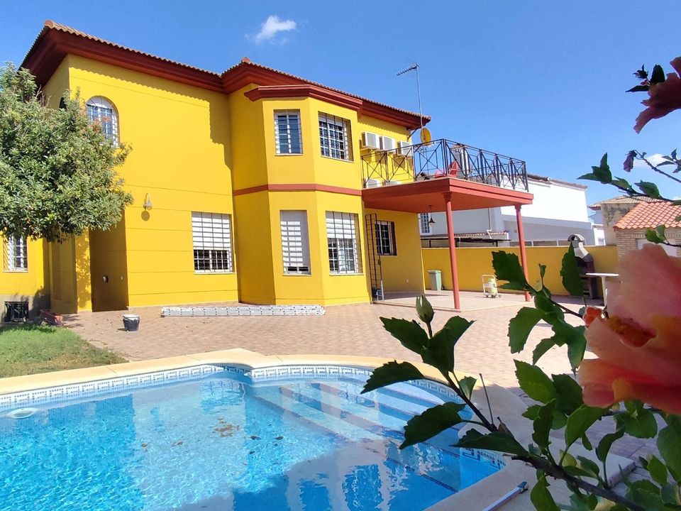 Villa a Bollullos De La Mitacion, Sevilla - foto 1