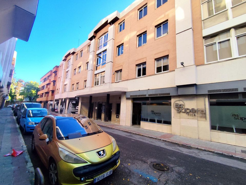 Erhvervsejendom i Sevilla, Sevilla - foto 2