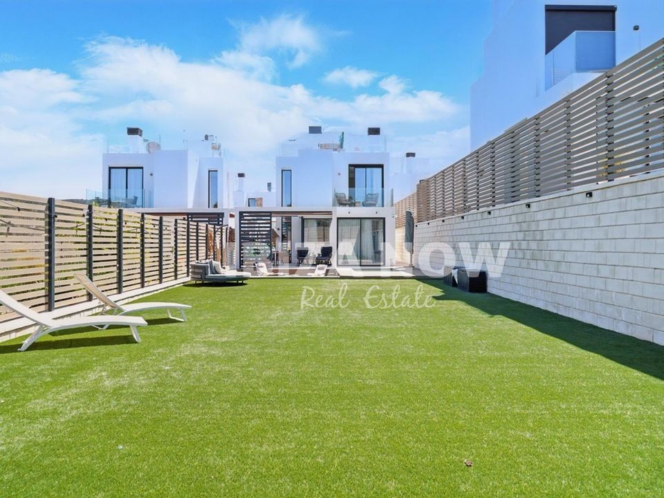 Villa i Cala Tarida, Ibiza - foto 3