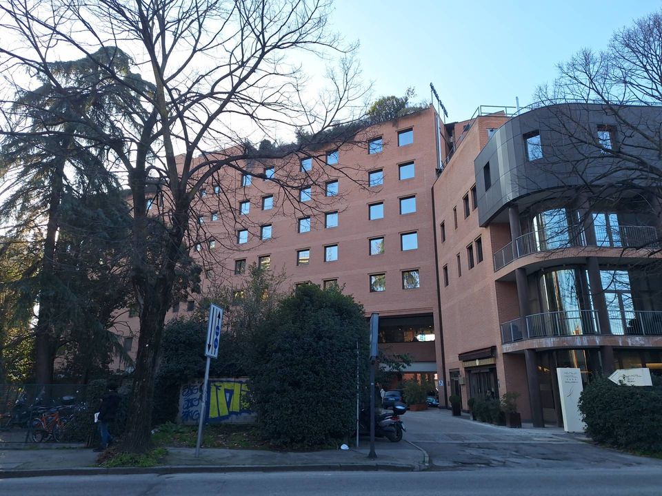 Miejsce parkingowe: Bologna, Bologna – zdjęcie 1
