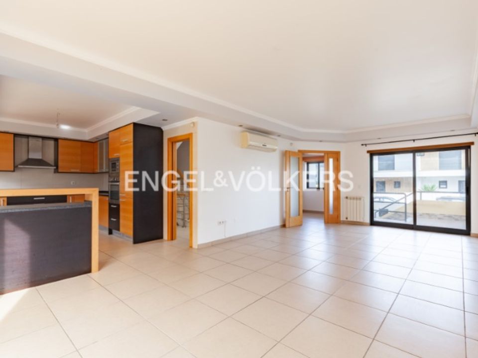 Villa i Pinhal Novo, Setubal - foto 1