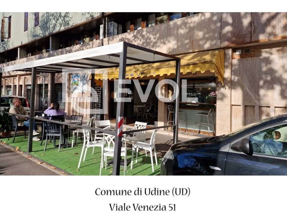 Erhvervsejendom i Udine, Udine - foto 1