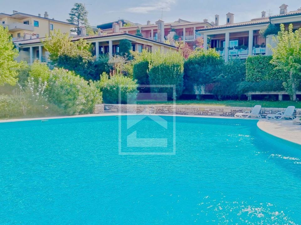 Villa i Desenzano del Garda, Brescia - foto 1