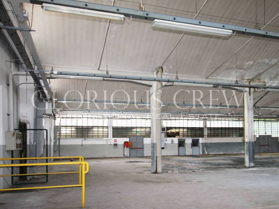 Erhvervsejendom i Besana in Brianza, Monza and Brianza - foto 2