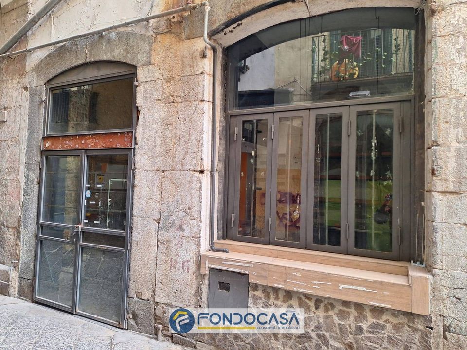 L'establiment comercial a Salerno, Salerno - foto 2