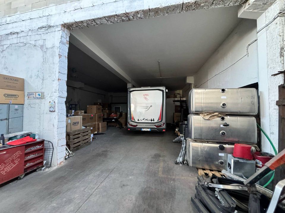 Erhvervsejendom i Salerno, Salerno - foto 5
