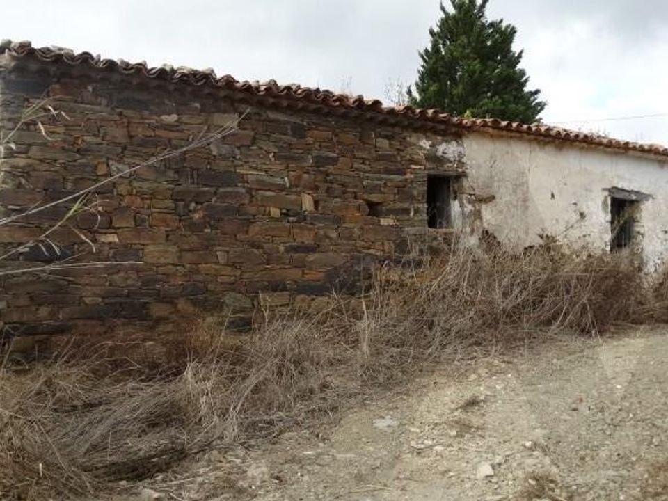 Helårsgrund i Ourique, Beja - foto 1