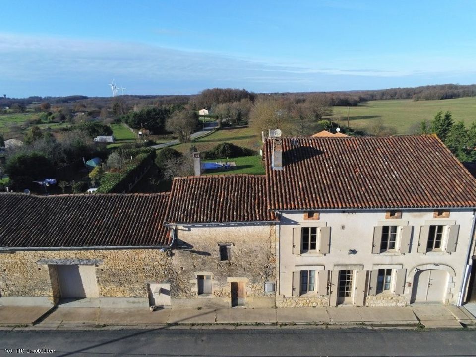 Villa i Champagne-Mouton, Charente - foto 1