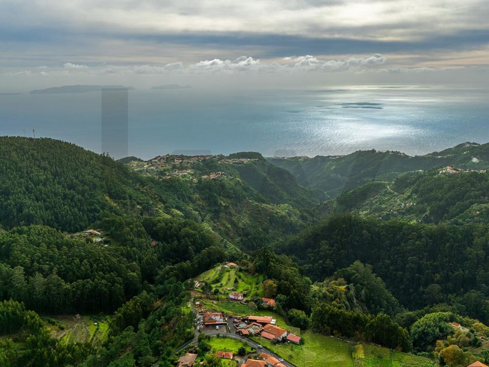 Helårsgrund i Santa Cruz, Madeira - foto 2