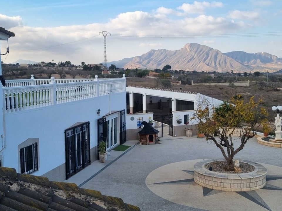 Villa i Hondon De Los Frailes, Alicante - foto 1