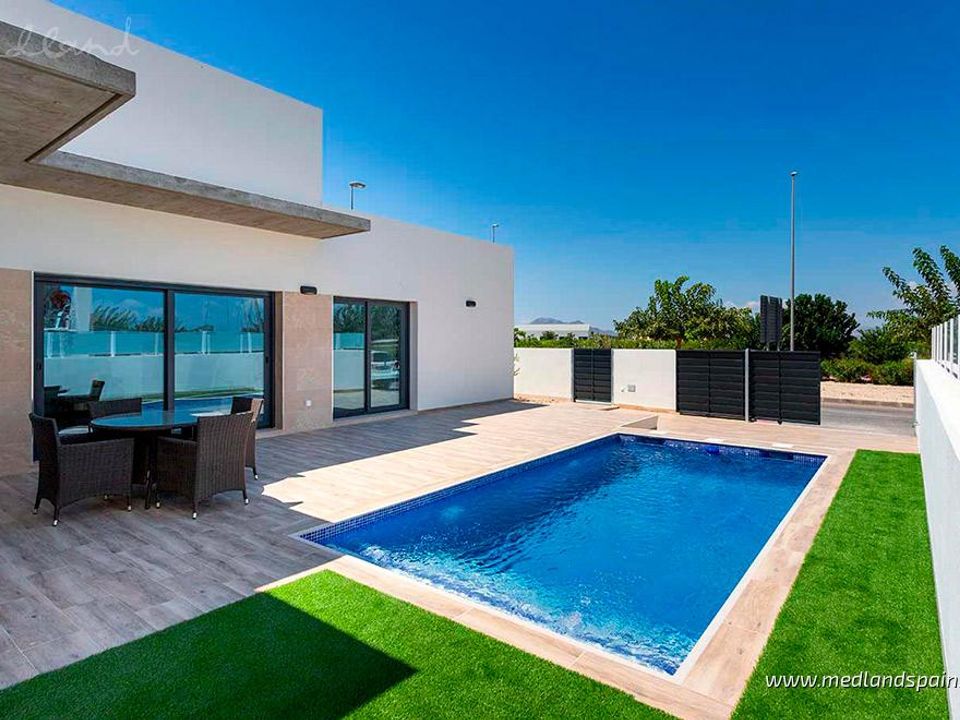 Villa i Daya Nueva, Alicante - foto 1