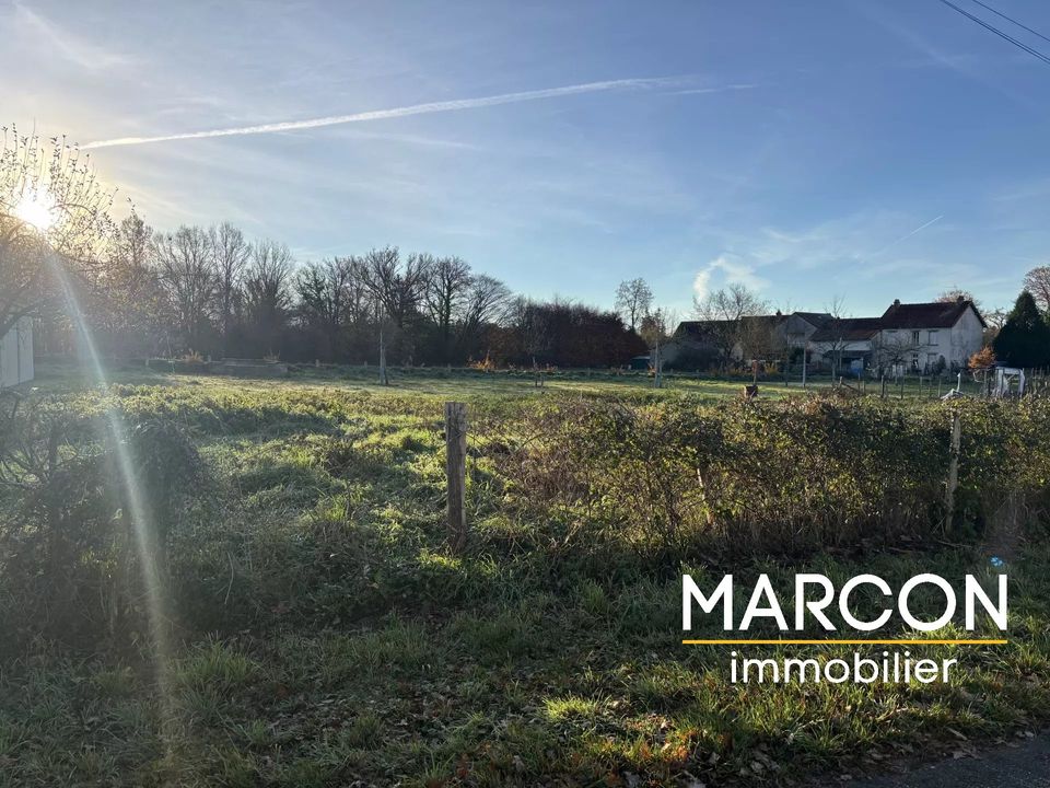 Helårsgrund i Saint-Maurice-La-Souterraine, Creuse - foto 1