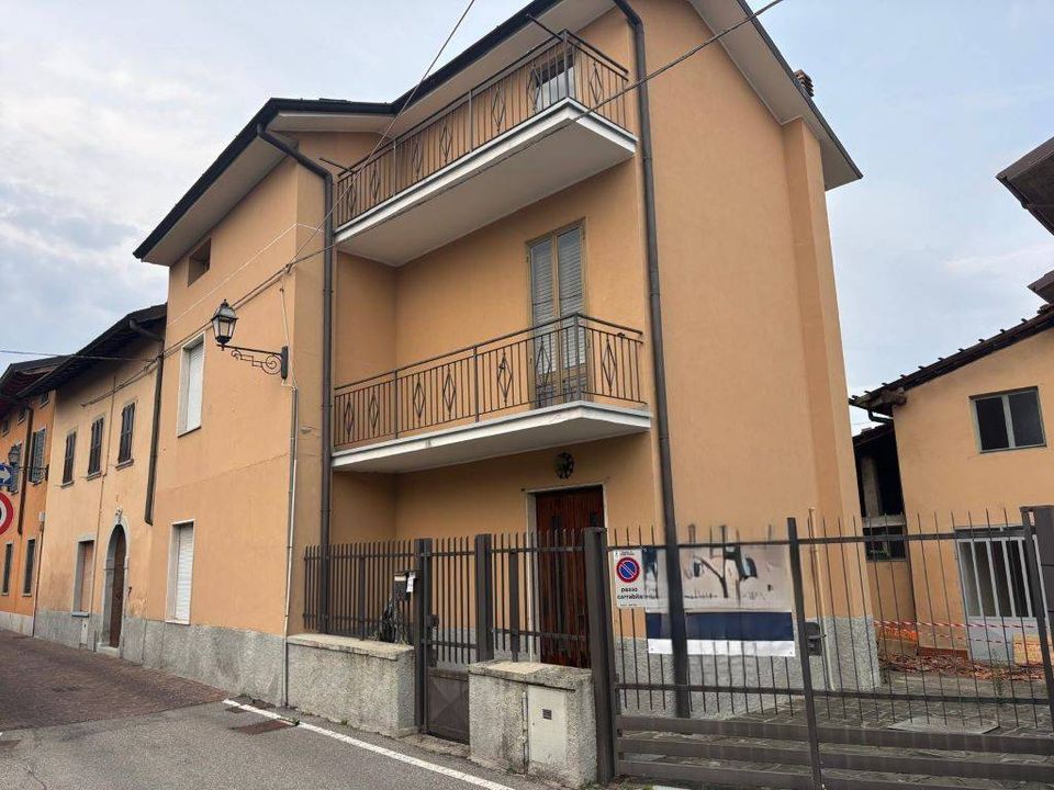 Villa i Terno d'Isola, Bergamo - foto 1
