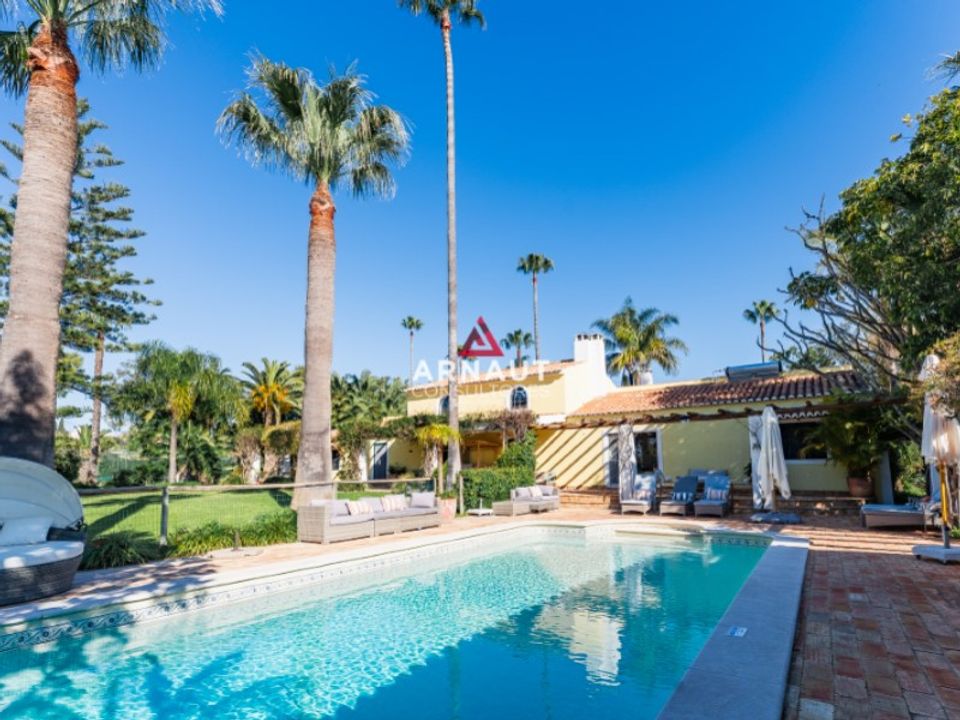 Villa i Mexilhoeira Grande, Faro - foto 1
