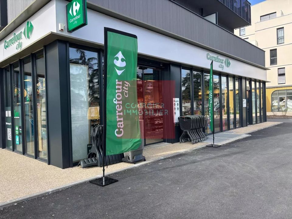 Erhvervsejendom i Plaisir, Yvelines - foto 3