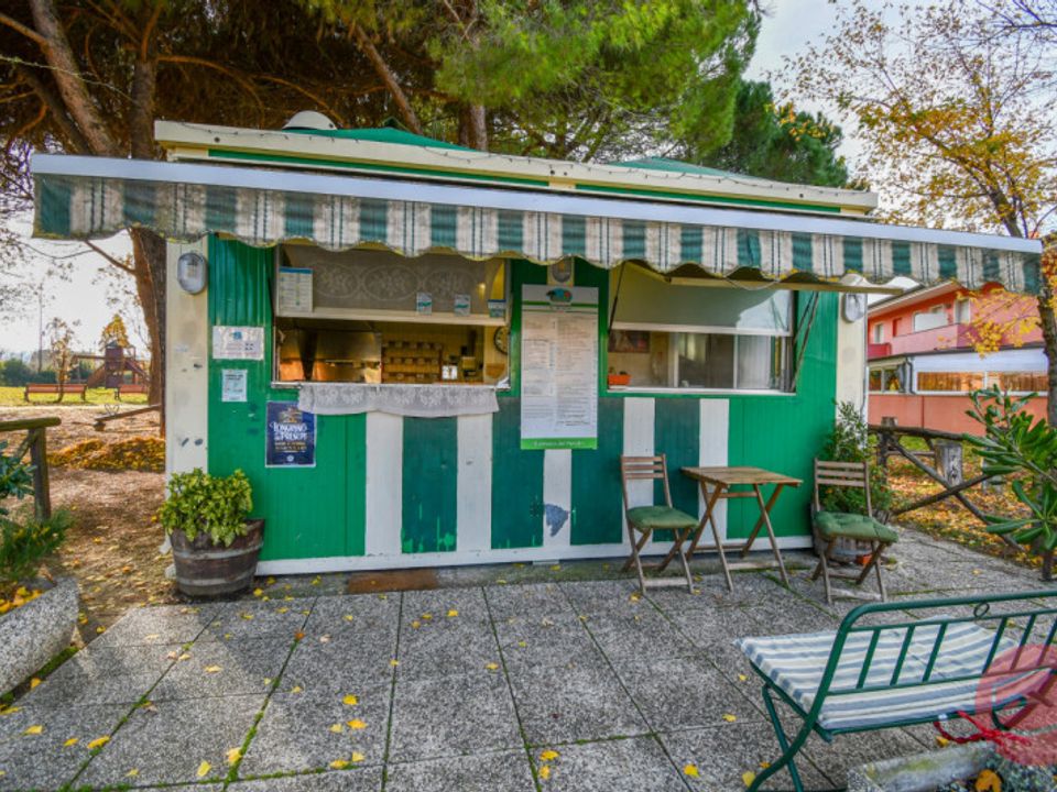 Commercial property in Longiano, Forli-Cesena - photo 3
