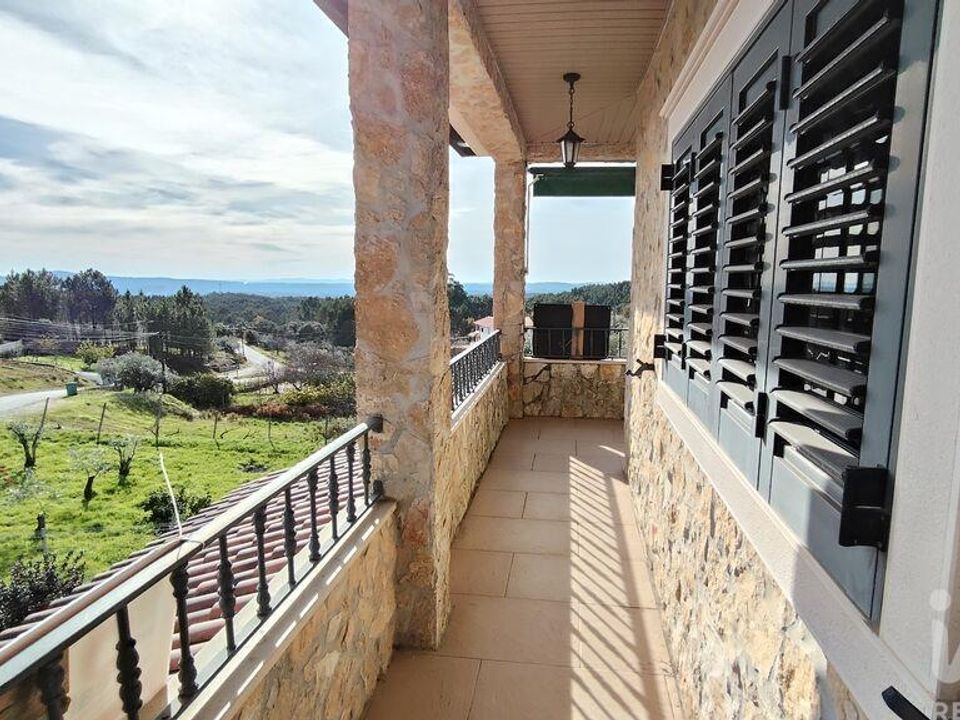 Dorpshuis in Pedrogao Grande, Leiria - foto 2
