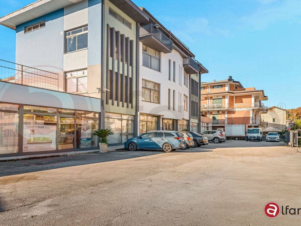 Erhvervsejendom i Castelnuovo Parano, Frosinone - foto 3
