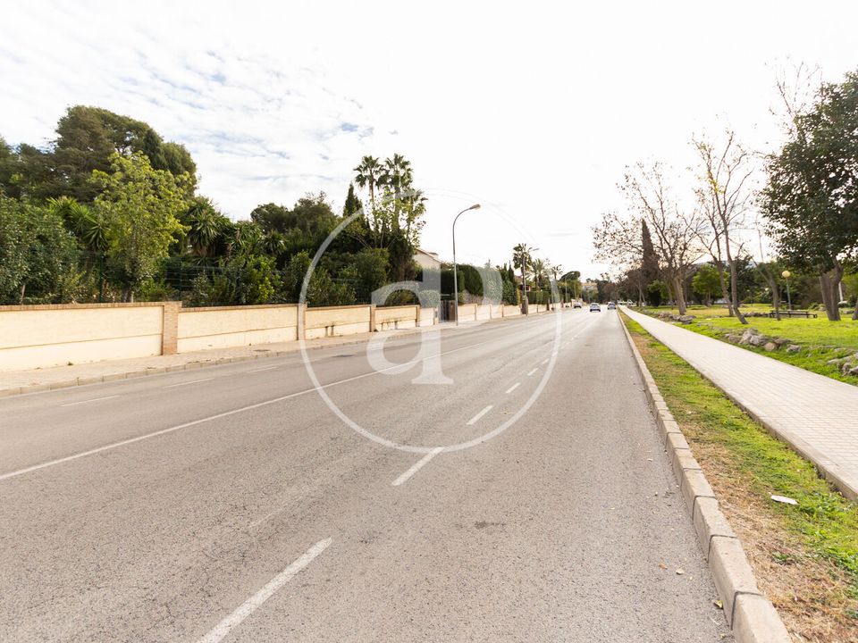 Helårsgrund i Chiva, Valencia - foto 4
