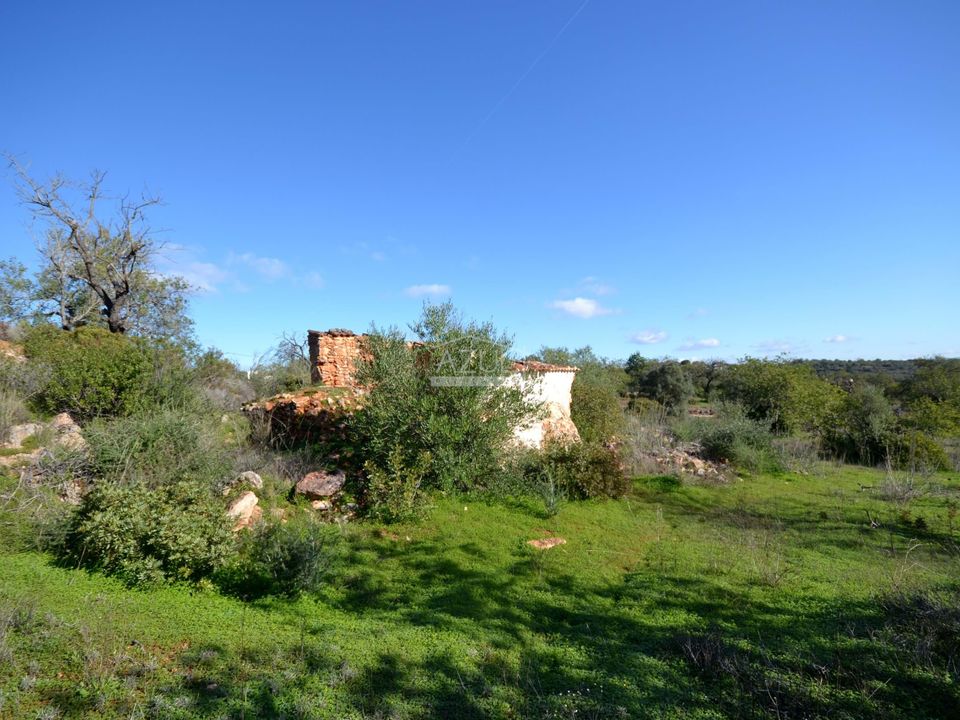 Helårsgrund i Loule, Faro - foto 1