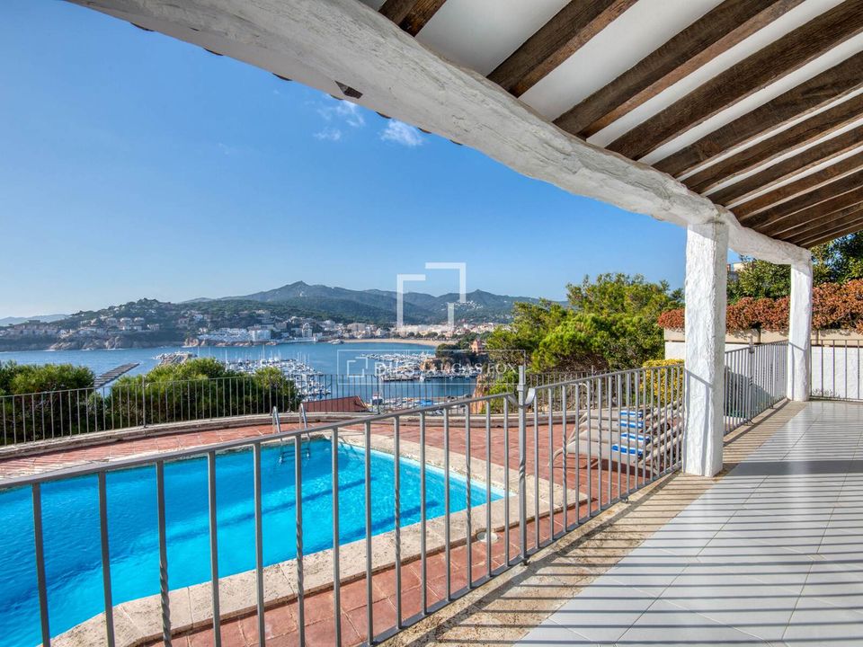 Villa i Sant Feliu De Guixols, Gerona - foto 1