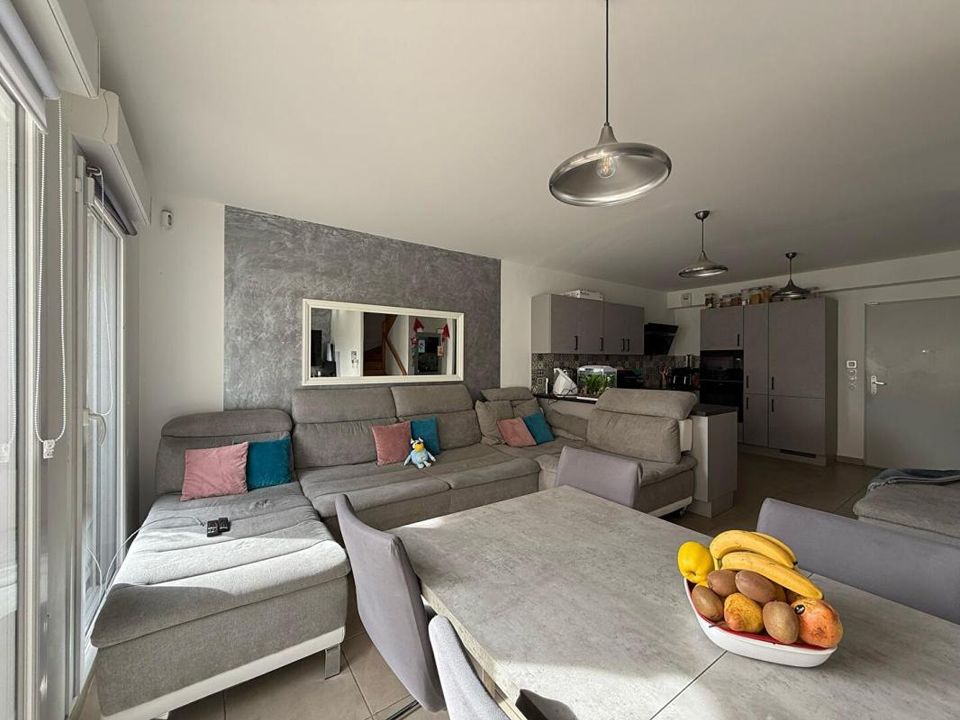 Villa a Miramas, Bouches-du-Rhone - foto 1