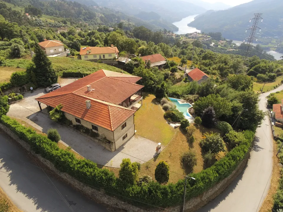 Villa i Vieira do Minho, Braga - foto 1