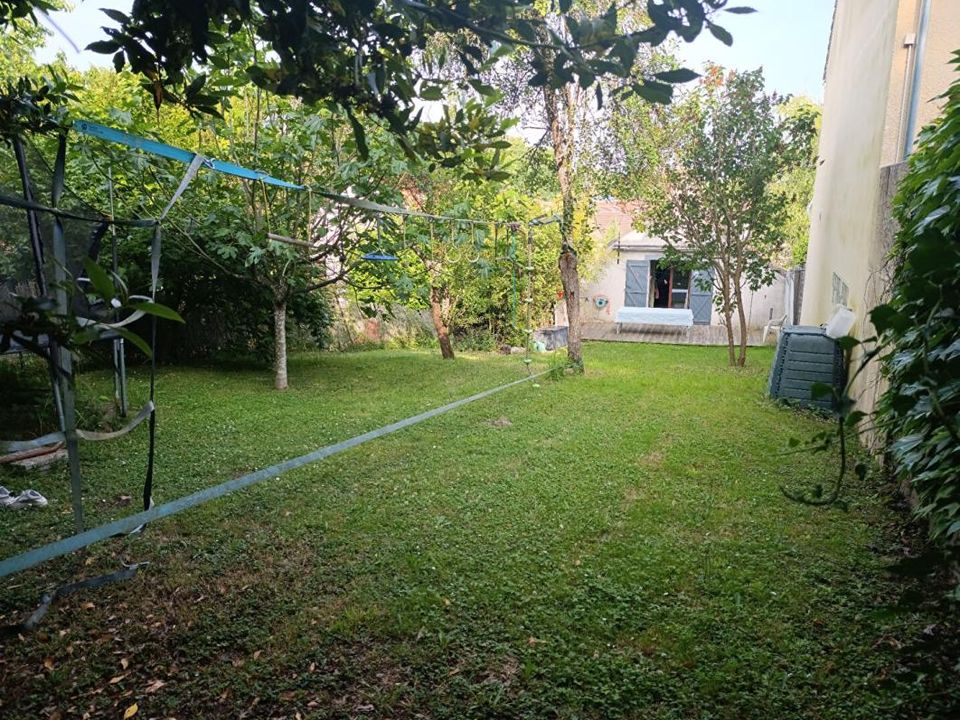 Villa em Varennes-Jarcy, Essonne - foto 1