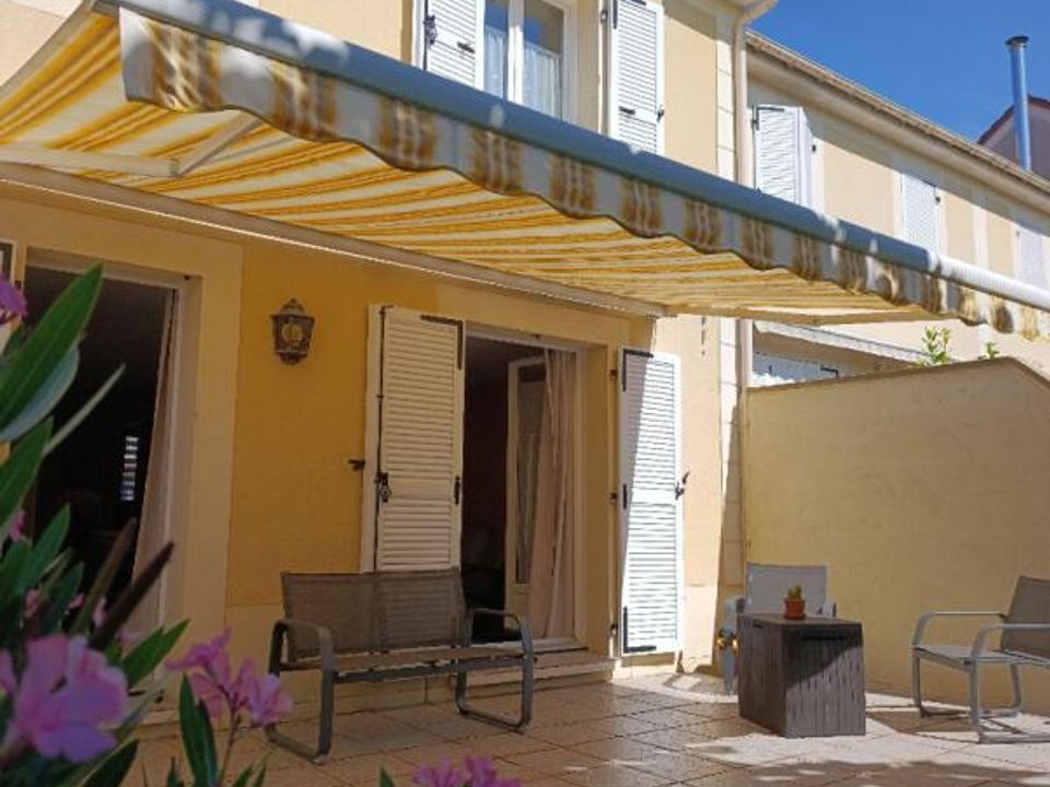 Villa a Combs-la-Ville, Seine-et-Marne - foto 2