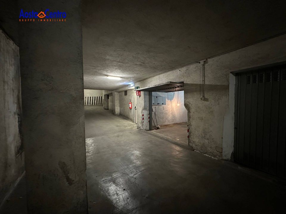 Parkeringsplads i Aosta, Aosta Valley - foto 5