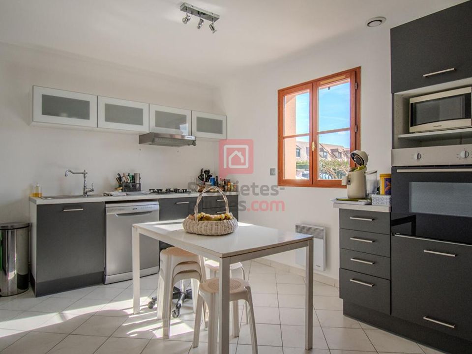 Villa in Saint-Pathus, Seine-et-Marne - foto 2