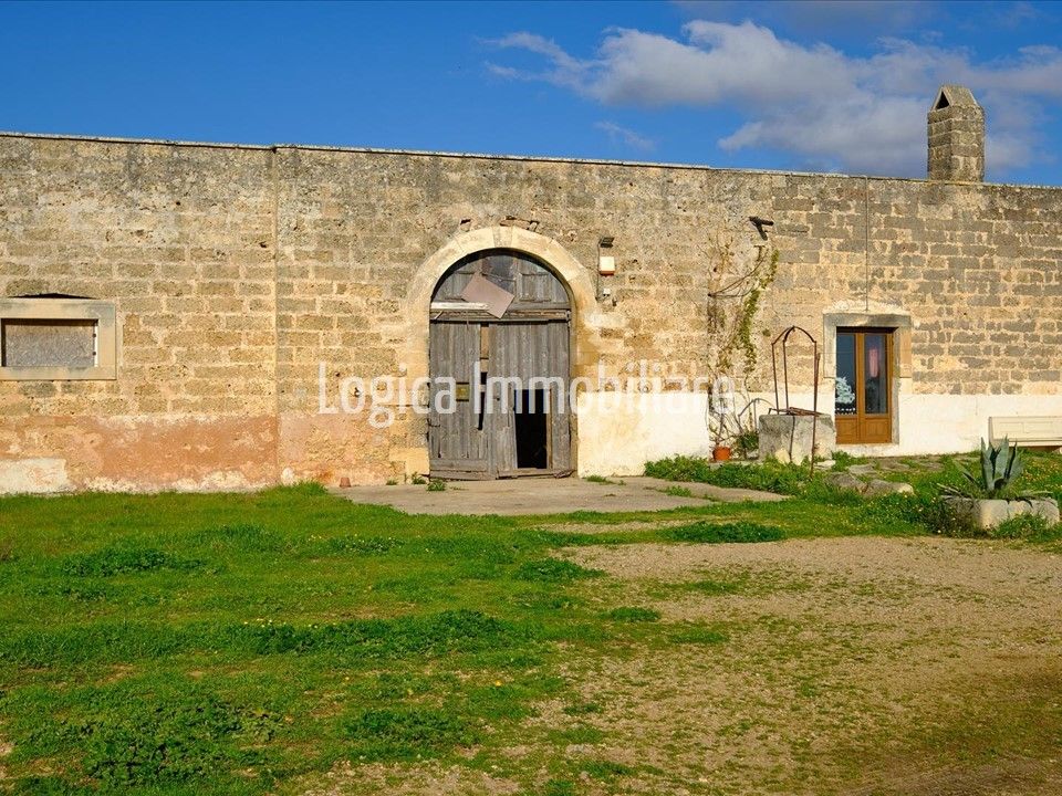 Casa de fazenda em Lequile, Lecce - foto 1